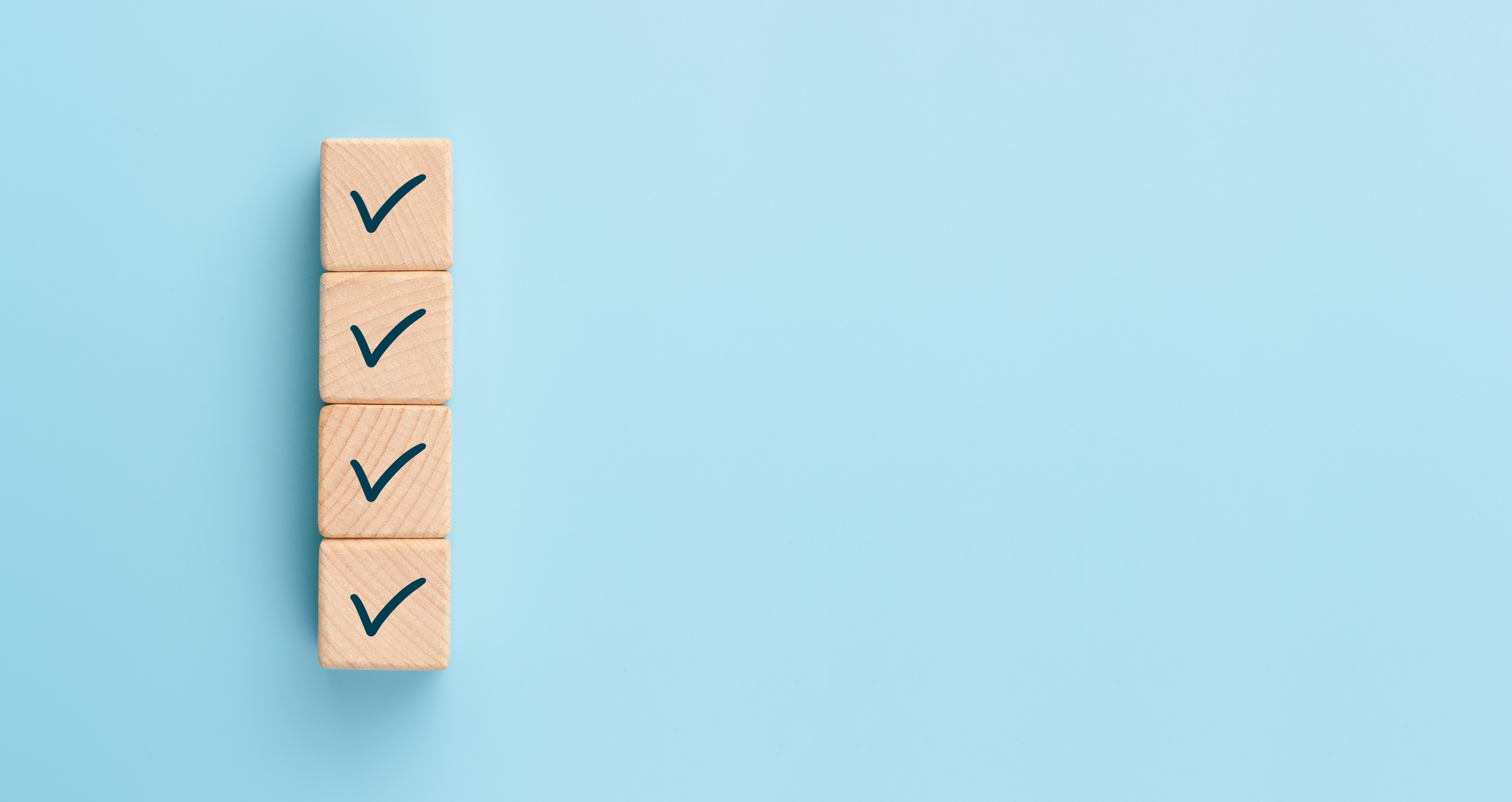 手術当日の持ち物と服装ガイド｜ネイル・まつエク・コンタクトはOK？