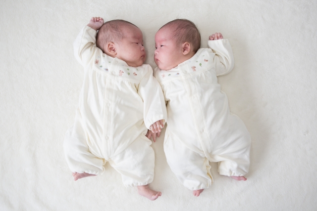 双子の中絶について｜割合やリスク、片方だけの中絶ができるのかを解説